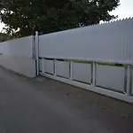 Maison Blanche Nocleg ze śniadaniem