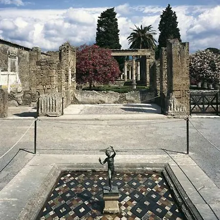 Maison Blanche 4* Помпеи