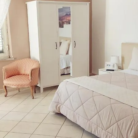 Bed & Breakfast Maison Blanche Pompeji