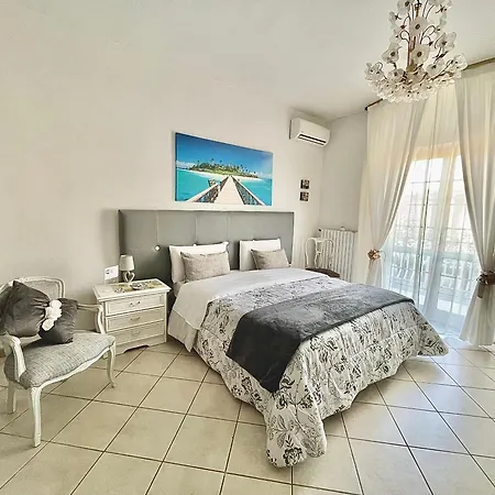 Bed & Breakfast Maison Blanche Pompeji