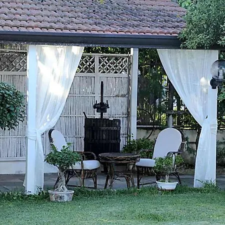 Oda ve Kahvaltı Maison Blanche Pompei