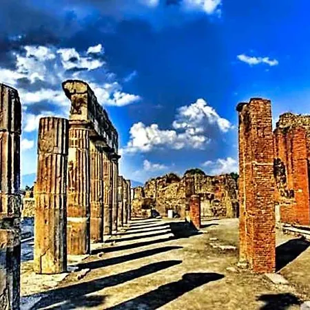 Maison Blanche Oda ve Kahvaltı Pompei