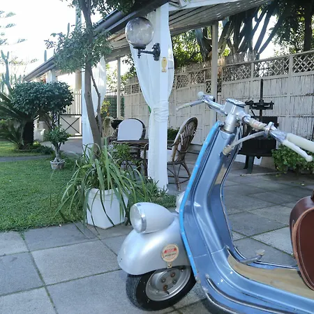 Bed & Breakfast Maison Blanche Pompeji