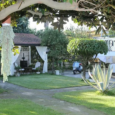 Bed & Breakfast Maison Blanche Pompeji