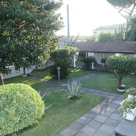 Bed & Breakfast Maison Blanche Pompeji