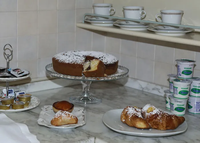 Maison Blanche Nocleg ze śniadaniem 4*