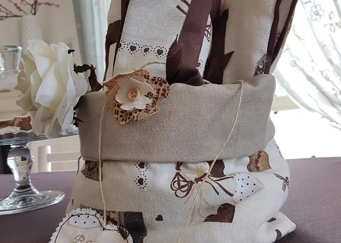 Maison Blanche Nocleg ze śniadaniem 4*