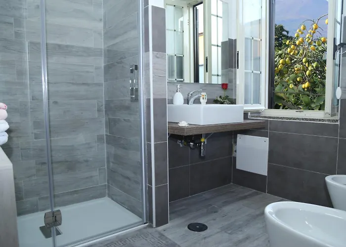 Maison Blanche Nocleg ze śniadaniem 4*