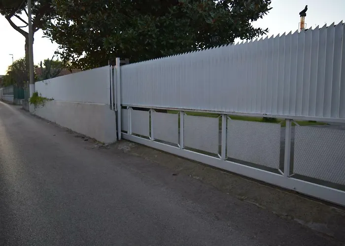 Maison Blanche Nocleg ze śniadaniem